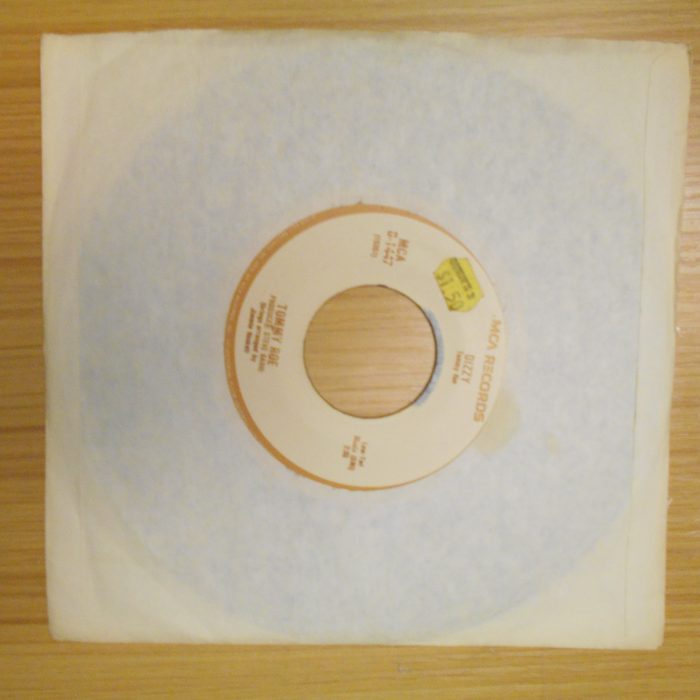 fdcd0fb01951caec0445fadd2117f593.jpg